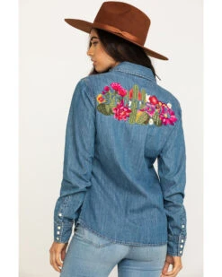 Stetson Women's Denim Desert Embroidered Long Sleeve Snap Western Shirt 8 Stetson Women's Denim Desert Embroidered Long Sleeve Snap Western Shirt -Wild West Belle Sales 2000295427 400 P2