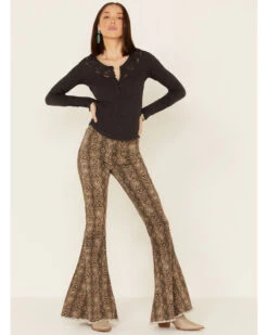 Show Me Your Mumu Women's Snake Print Berkeley Bell Bottoms -Wild West Belle Sales 2000330720 900 P1