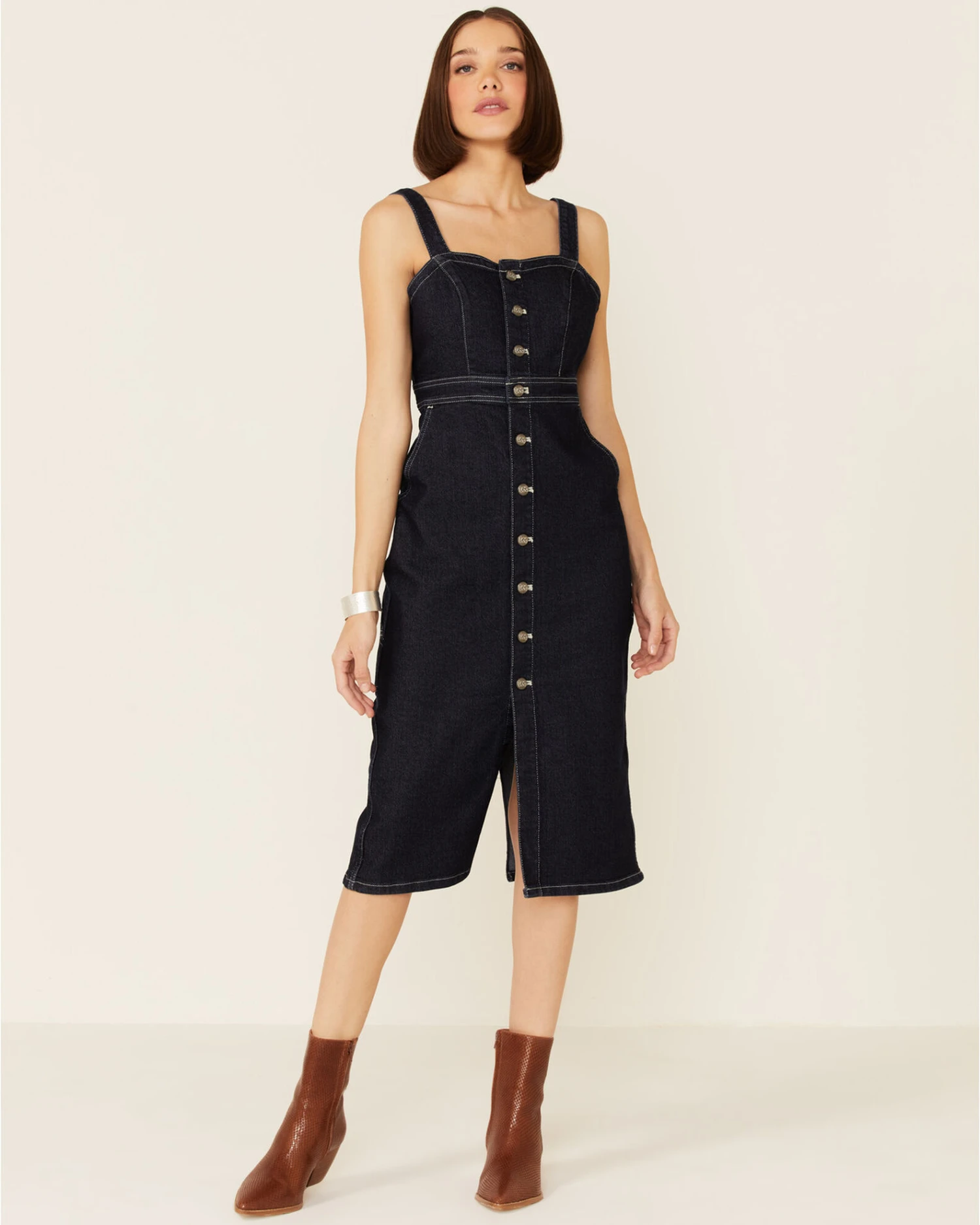 Lee Women's Vintage Modern Dungaree Dress 2 Lee Women's Vintage Modern Dungaree Dress - Image 2