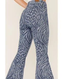 Ariat Women's Animal Print High Rise Flare Jeans 7 Ariat Women's Animal Print High Rise Flare Jeans -Wild West Belle Sales 2000348930 400 P4