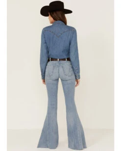 Ariat Women's R.E.A.L. Light Wash High Rise Slim Alondra Extreme Flare Jeans -Wild West Belle Sales 2000357684 400 P3