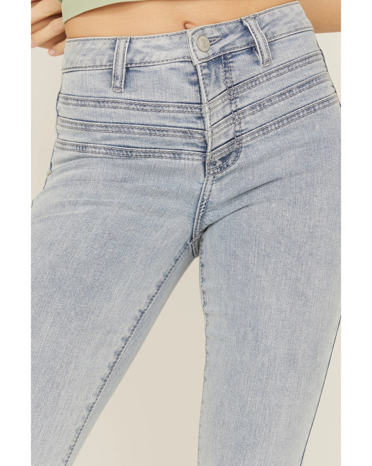 Shyanne Women's Light Wash High Rise Front Yoke Flare Jeans 3 Shyanne Women's Light Wash High Rise Front Yoke Flare Jeans - Image 3