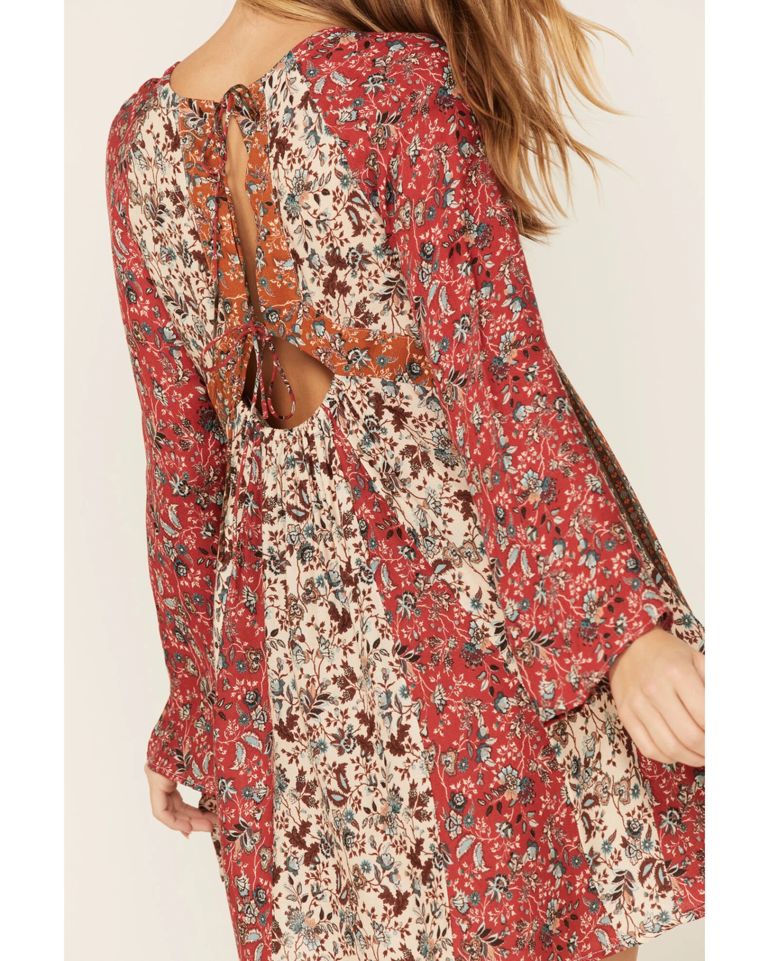 Lovestitch Women's Red & Natural Bell Sleeve Tie Back Mini Dress 2 Lovestitch Women's Red & Natural Bell Sleeve Tie Back Mini Dress - Image 2