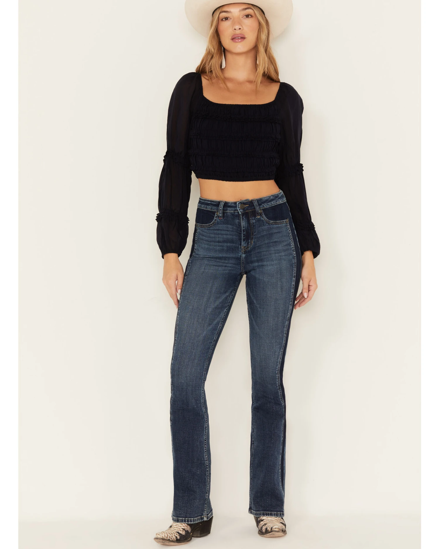 Idyllwind Women's Holland Medium Wash Contrast Panels High Risin' Stretch Bootcut Jeans 4 Idyllwind Women's Holland Medium Wash Contrast Panels High Risin' Stretch Bootcut Jeans - Image 4