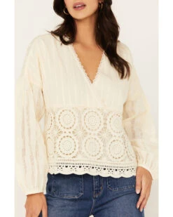 Miss Me Women's Crochet Long Sleeve Top -Wild West Belle Sales 2000387327 110 P3